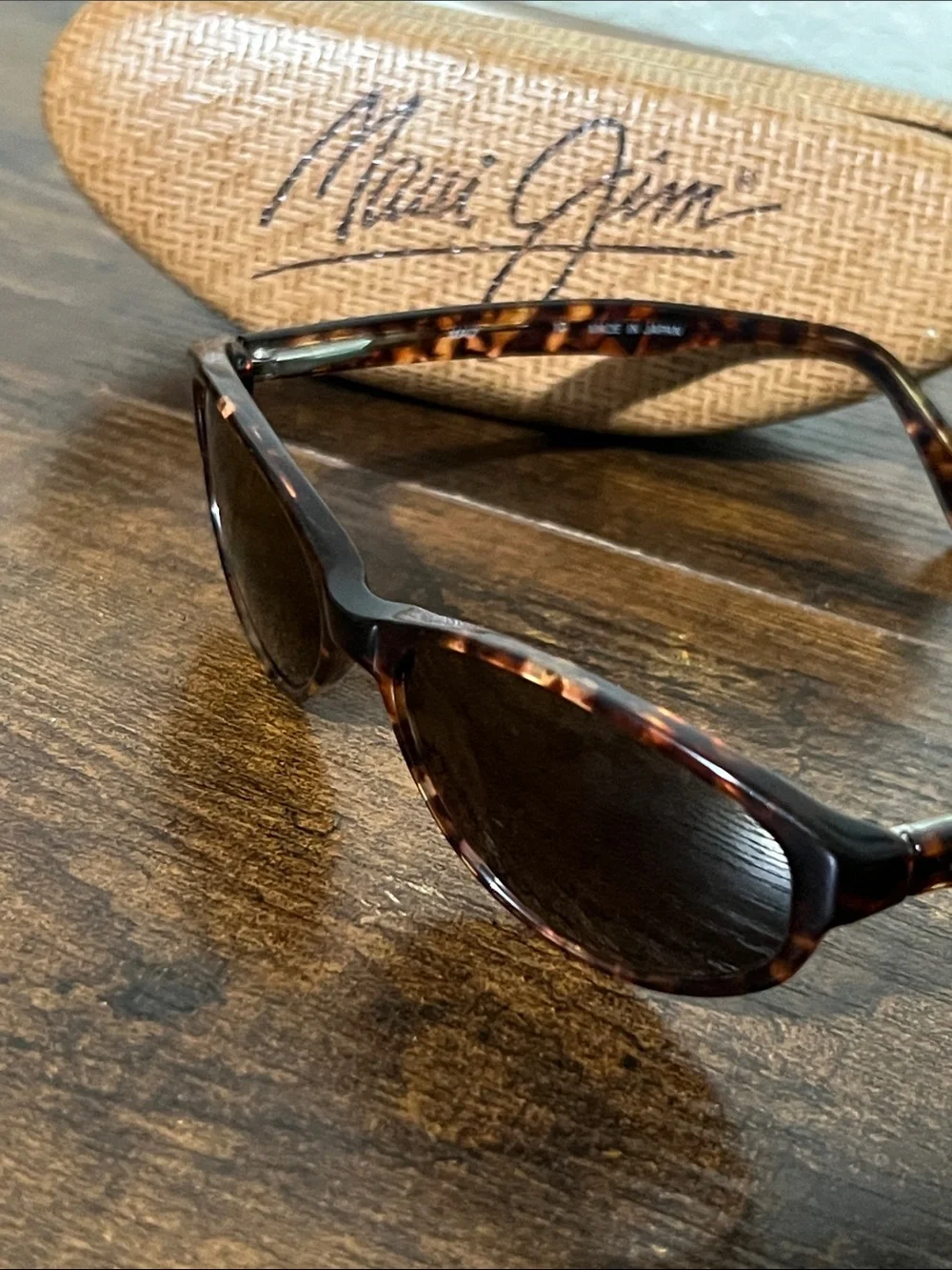 Rare Maui Jim Tortoise Frame Sunglasses with Dark Brown Lenses made in Japan